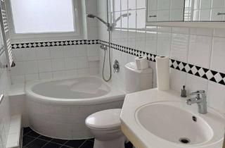 Wohnung kaufen in Flach-Fengler-Straße 91, 50389 Wesseling, Modernisierte 2-Zimmer-Wohnung mit Balkon im 1. OG in Wesseling