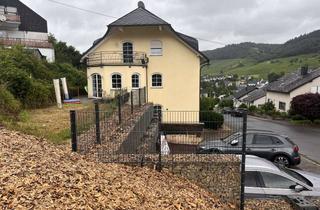 Wohnung kaufen in Schloßbergstraße 16, 54470 Lieser, 100qm 3 ZKB, Balkon, provisionsfrei