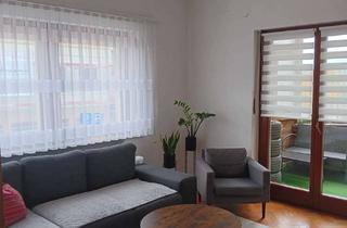 Wohnung mieten in Steinweg 19, 96142 Hollfeld, Gemütliche 3-Zimmer-Wohnung mit überdachter Terrasse und moderner Ausstattung
