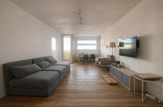 Wohnung mieten in Reichenberger Straße 176, 10999 Kreuzberg, Stadtleben pur! Möblierte Zwei-Zimmer-Wohnung mit Weitblick am Kottbusser Tor!