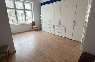 Wohnung mieten in 14712 Rathenow, WG-Zimmer für Zwei Personen mit eigenem Badezimmer Frisch Renoviert