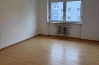 Wohnung mieten in Liebenzeller Straße 44, 75328 Schömberg, Großzügiges Wohnglück: Helle 4-Zimmer-Wohnung mit Balkon in ruhiger Lage