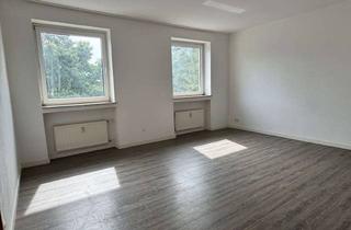Wohnung mieten in Margaretenstr. 33, 45144 Frohnhausen, Helle 4-Zimmer-Wohnung in Essen-Frohnhausen! Geeignet für eine 3er-Wohngemeinschaft!