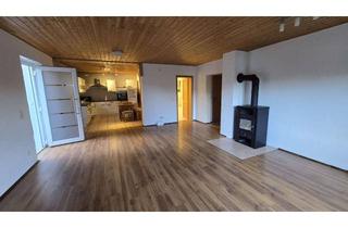 Wohnung mieten in 67685 Eulenbis, Gemütliche 3-Zimmer-Wohnung mit Holzofen, moderner Küche und Stellplätzen in ruhiger Lage