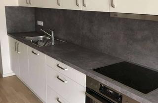 Wohnung mieten in Clara-Schumann-Straße 13, 93049 Westenviertel, exklusive 3-Zimmer-Erdgeschosswohnung mit 2 Terrassen