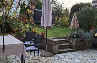 Wohnung mieten in 71384 Weinstadt, Lichtdurchflutete Erdgeschosswohnung in zentraler, ruhiger Lage mit Terrasse in Weinstadt-Endersbach