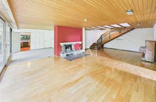 Haus kaufen in 72072 Tübingen, Zeitlose Eleganz in bester Lage. Zweifamilienhaus in Kressbach