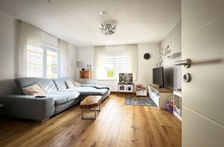 Einfamilienhaus kaufen in 89257 Illertissen, Großzügiges Zweifamilienhaus – ideal für Mehrgenerationen oder als Einfamilienhaus nutzbar