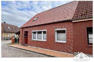 Haus kaufen in Großer Vogelsang 21, 23936 Grevesmühlen, In Ostseenähe - Hübsches kleines Zuhause oder Feriendomizil zu verkaufen