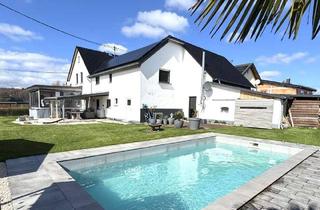Haus kaufen in 56584 Thalhausen, Thalhausen: Sommer am eigenen Pool, Wohnen wie im Urlaub