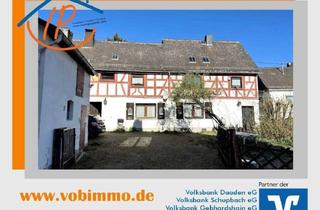 Bauernhaus kaufen in 56459 Berzhahn, Von IPC: Bauernhaus in Berzhahn, ideal für zwei Generationen