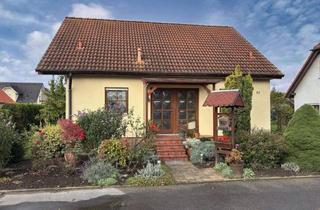 Einfamilienhaus kaufen in 04523 Elstertrebnitz, Familienidylle - Geräumiges Einfamilienhaus mit Keller in ruhiger Siedlungslage in Pegau