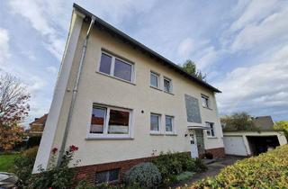 Anlageobjekt in 59494 Soest, BESICHTIGUNGSSTOP! Investieren und/oder selbst einziehen:Dreifamilienhaus mit 4 Garagen und