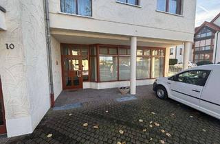 Gewerbeimmobilie kaufen in Salzstraße 10, 59597 Erwitte, Zentrale Gewerbeeinheit für Büro oder Praxis – sofort bezugsfertig