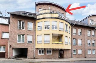 Wohnung kaufen in 50226 Frechen, Frechen-Zentrum, moderne Dachgeschosswohnung mit Balkon und Außenstellplatz.