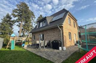Einfamilienhaus kaufen in 24558 Henstedt-Ulzburg, VERKAUFT. Einfamilienhaus mit Blick ins Grüne in sehr ruhiger Lage von Henstedt-Ulzburg