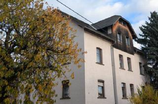 Mehrfamilienhaus kaufen in 08606 Oelsnitz, Oelsnitz (Vogtland) - Mehrfamilienhaus mit großem Grundstück, Nebengebäuden & Ausblick
