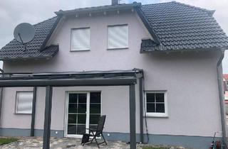 Einfamilienhaus kaufen in 04746 Hartha, Hartha - Haus mit Türmchen in 04746 Hartha