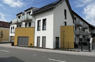 Wohnung kaufen in Marktplatz 13, 93491 Stamsried, Vermietete Barrierefreie 2 ZKB mit 2 Balkonen (Blick auf Marktplatz) in Wohn- u. Gesundheitszentrum