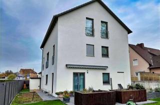 Wohnung kaufen in 31157 Sarstedt, Sarstedt: Neuwertige KFW 55-Wohnung im EG mit Terrasse und Keller