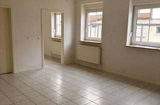 Wohnung mieten in Innere Frühlingstr. 11, 94315 Straubing, Attraktive zentrumsnahe 3-Zimmer Wohnung zu vermieten!