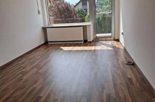 Wohnung mieten in 33098 Paderborn, 80 qm Altbau-Charme: 3 Zimmer, Balkon, Tageslichtbad - Ruhe inklusive