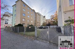 Garagen mieten in Stettiner Strasse 49, 13357 Wedding, Außenstellplatz frei!