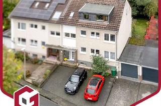 Haus kaufen in 53359 Rheinbach, Solides und voll vermietetes Dreifamilienhaus mit Garten, Balkon und Garage in Rheinbacher Citylage