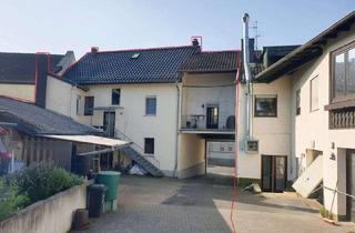 Haus kaufen in 53343 Wachtberg, Ein Haus für die Familie mit großem Garten und viel Potential