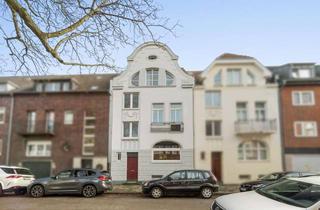 Villa kaufen in 40597 Benrath, Exklusive Stadtvilla – Wohnen mit Anspruch und Atmosphäre