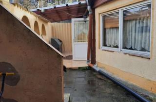 Anlageobjekt in Freistr. 56, 57, 58, 06295 Lutherstadt Eisleben, Mehrfamilienhaus sucht Handwerker mit Geschick!