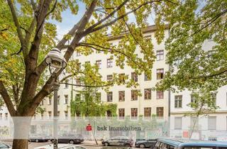 Wohnung kaufen in Görlitzer-Park, 10997 Kreuzberg, 4-Zimmer-Altbauwohnung im Wrangelkiez!