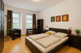 Wohnung kaufen in Hasenheide, 10961 Kreuzberg, Schöne 2-Zimmer-Wohnung in Kreuzberg in der Nähe des Volksparks Hasenheide