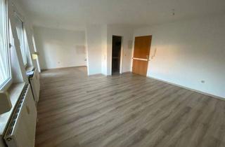 Wohnung mieten in Gorkistrasse 33-35, 04347 Leipzig, Schönefeld-Abtnaundorf * helle 1 Zi.-Whg. mit Balkon* Duschbad* offne Küche* *Keller