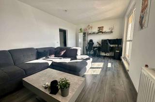 Wohnung kaufen in Hölderlinstraße, 03050 Sachsendorf, schicke 3-Raumwohung mit Einbauküche zu verkaufen