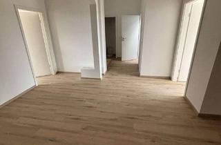 Wohnung mieten in 12489 Adlershof, Dachgeschosswohnung in Treptow zu vermieten