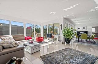 Haus kaufen in 88477 Schwendi, Exklusives Wohnen trifft auf perfekte Arbeitsmöglichkeiten. Raum für Leben, Erfolg und Ideen