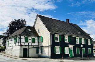 Mehrfamilienhaus kaufen in 58332 Schwelm, Baudenkmal mit Altbaucharme -Mehrfamilienhaus mit viel Platz in Schwelm