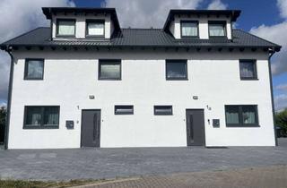 Doppelhaushälfte kaufen in 56294 Münstermaifeld, Zwei Neubau-Doppelhaushälften