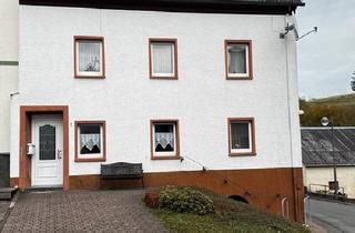 Haus kaufen in 54550 Daun, Daun - Wohnhaus mit Scheune und Garten