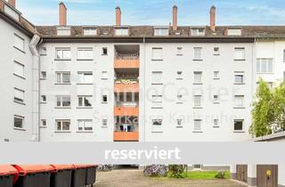 Wohnung kaufen in 76131 Oststadt, Zentral & charmant: Dachgeschosswohnung mit Potenzial für Kapitalanleger