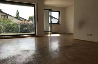 Wohnung kaufen in 71229 Leonberg, Schöne 1,5 -Zi-WHG in Leonberg ruhig gelegen