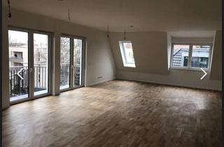 Penthouse mieten in Freibergstraße, 12107 Berlin, 180 m² Penthouse mit Aufzug direkt in die Wohnung | 5 Zimmer | 2 Balkone | 2 Stellplätze | Baujahr 2