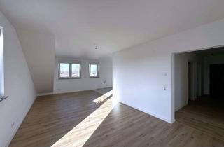 Wohnung mieten in Grüner Weg 16, 37603 Holzminden, Exklusive Dachgeschosswohnung mit Aufzug, zwei Balkonen und moderner Ausstattung