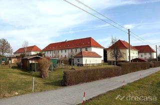Wohnung mieten in Dr.-Kurt-Fischer-Siedlung 17, 01477 Arnsdorf, Schöne 2-R. Whg.- Modernisierung 2021