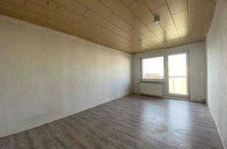 Wohnung mieten in Humboldtstraße, 39387 Oschersleben, Familienfreundliche 4-Raum-Wohnung mit Balkon und Wanne