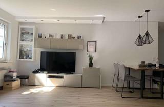 Wohnung mieten in 74257 Untereisesheim, Schöne Hochparterre-Wohnung mit drei Zimmern sowie Balkon und EBK in Untereisesheim