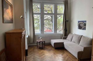 Wohnung mieten in Salzburger Straße 17, 10825 Schöneberg, BEFRISTET und VOLLMÖBLIERT: 2 Zimmer in großer Altbauwohnung mit Mitbewohner