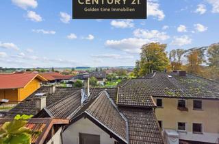 Einfamilienhaus kaufen in 83349 Palling, Zentral gelegenes Einfamilienhaus in Hanglage mit Sanierungsbedarf