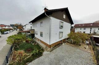 Haus kaufen in 83109 Großkarolinenfeld, Großes Zweifamilienhaus in begehrter Wohnlage mit Nießbrauch